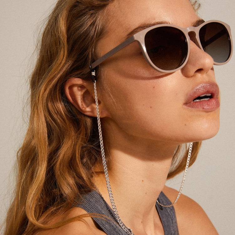 Pilgrim CAMILLA recycelte klassische Sonnenbrille hellbraun Vatertagsangebot