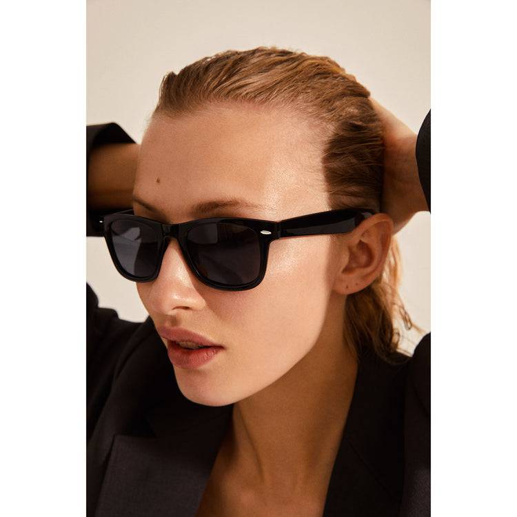 Pilgrim REESE Sonnenbrille im Retro-Stil schwarz Lagerräumung
