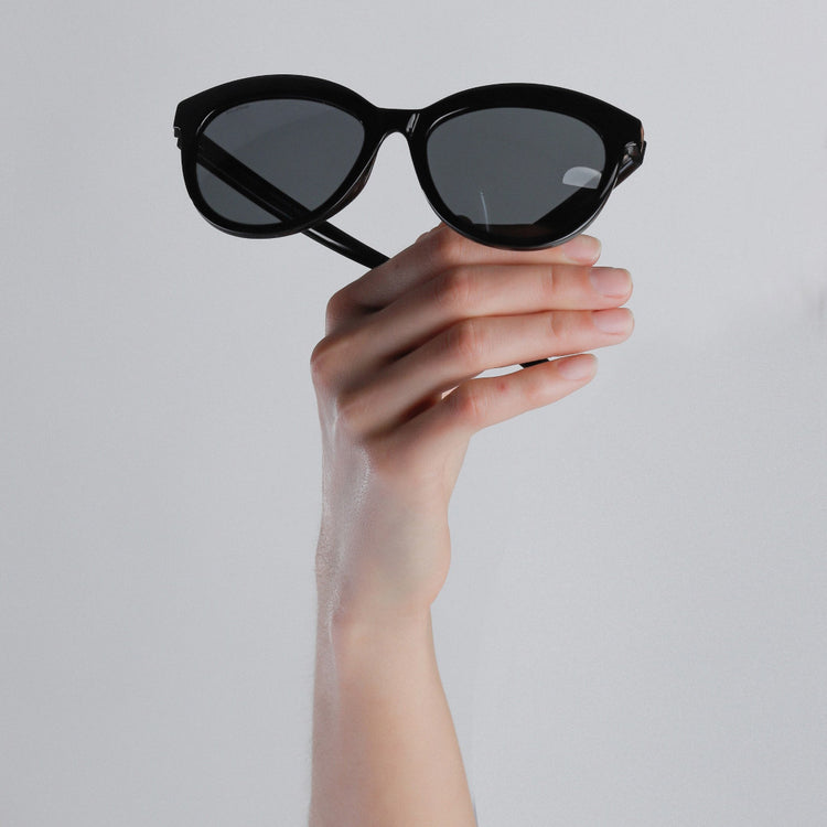 Pilgrim TULIA Cat-Eye-Sonnenbrille schwarz Großer Ausverkauf