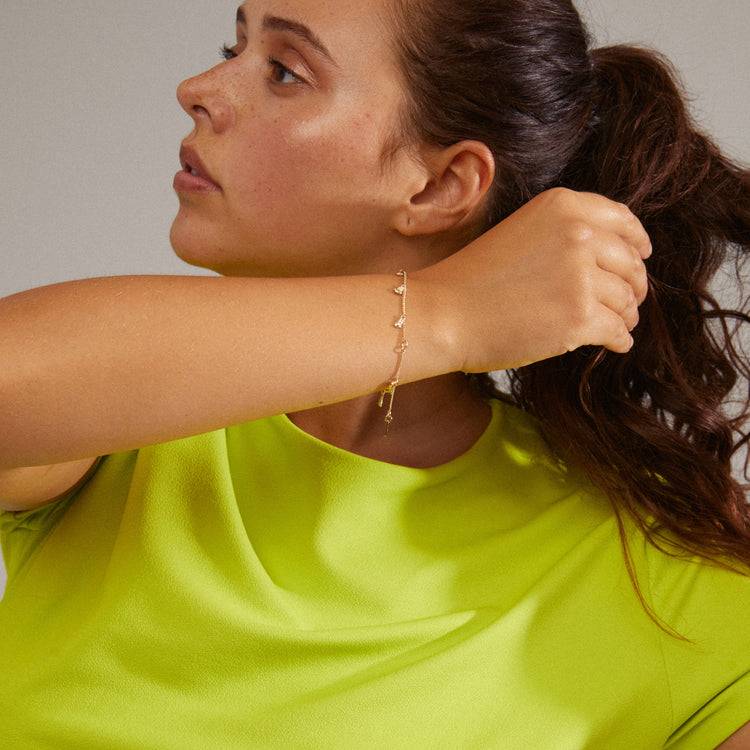 Pilgrim QUINN recyceltes Kristall-Armband mit Charm, vergoldet Lagerräumung