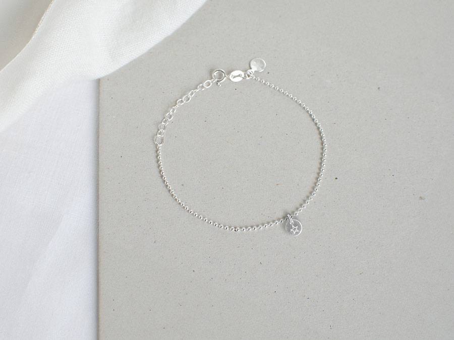 Renna Deluxe Armband mit STERN und Buchstaben-Anhänger Silber Zeitlich begrenztes Angebot