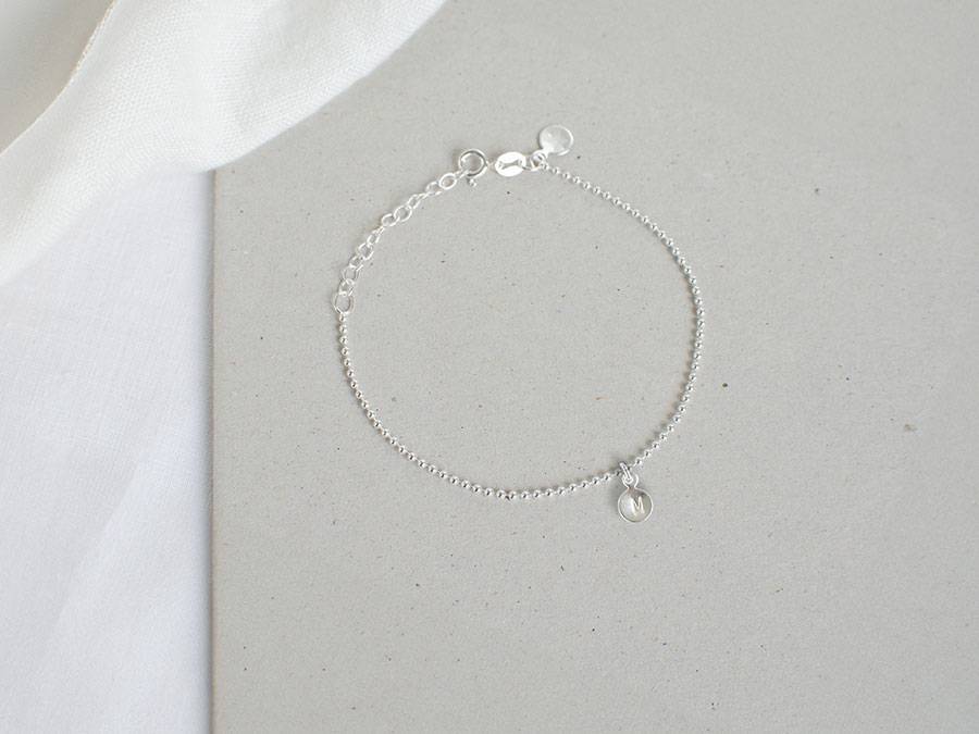 Renna Deluxe Kugel Armband mit BUCHSTABEN Silber Letzter Tag