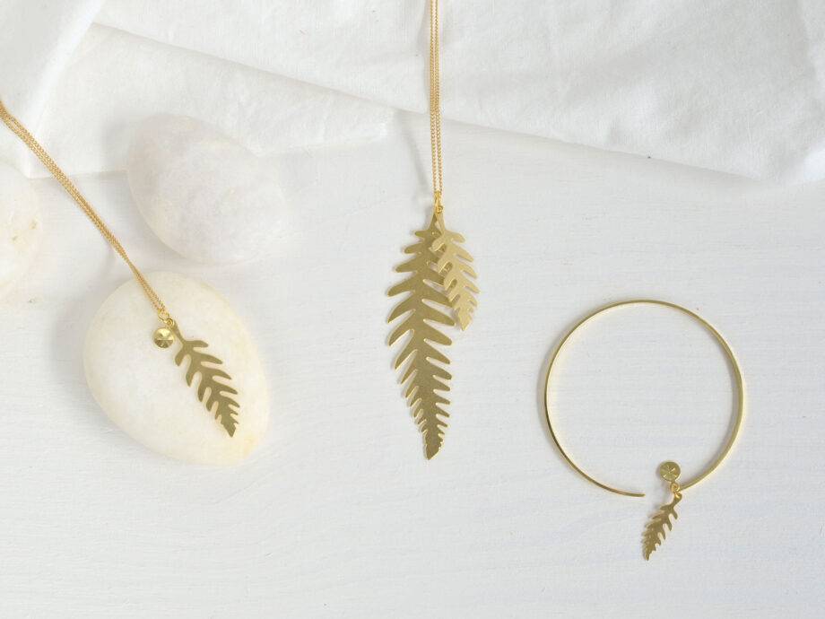 Renna Deluxe Farn Ohrringe in Gold Rabatte dieses Monats