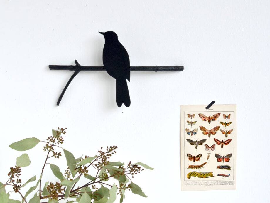 Renna Deluxe Amsel in Fraktur auf dem Ast zollfrei