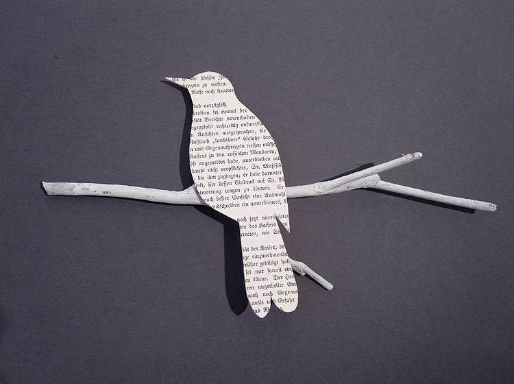 Renna Deluxe Amsel in Fraktur auf dem Ast zollfrei