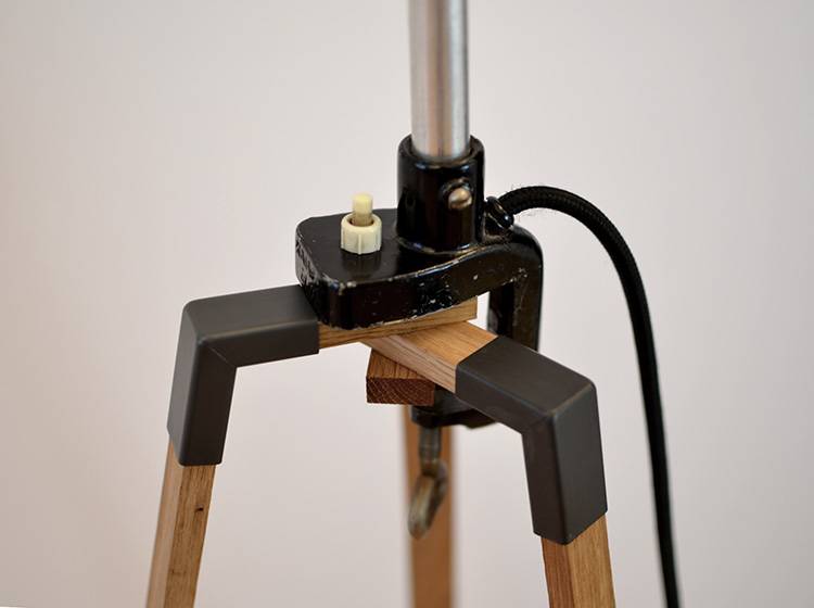 Renna Deluxe Lampengestell Stativ 90 aus Eiche Kostenloser Versand
