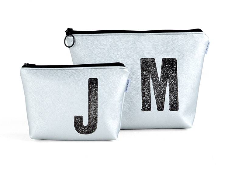 Renna Deluxe Kosmetiktasche Metallic SILBER mit Buchstabe Clearance-Verkauf