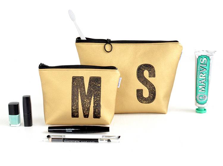 Renna Deluxe Waschtasche Metallic GOLD mit Buchstabe, vegan Schlussverkauf