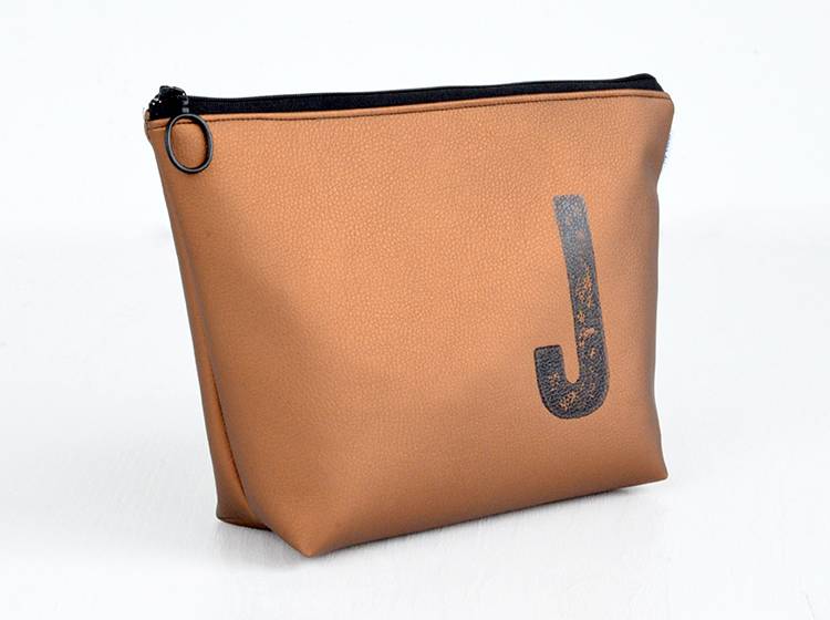 Renna Deluxe Waschtasche Metallic BRONZE mit Buchstabe personalisiert, vegan Günstiger Verkauf