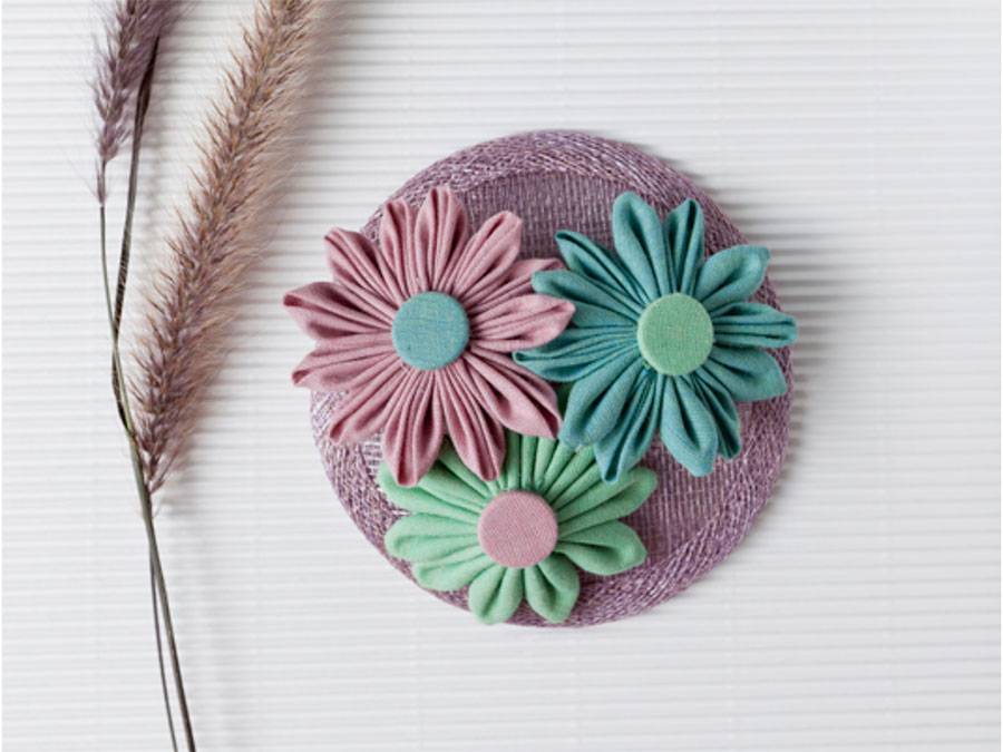 Renna Deluxe Noch mehr KANZASHI – Japanische Blüten und anderes aus Stoff, Kreativbuch Günstig kaufen