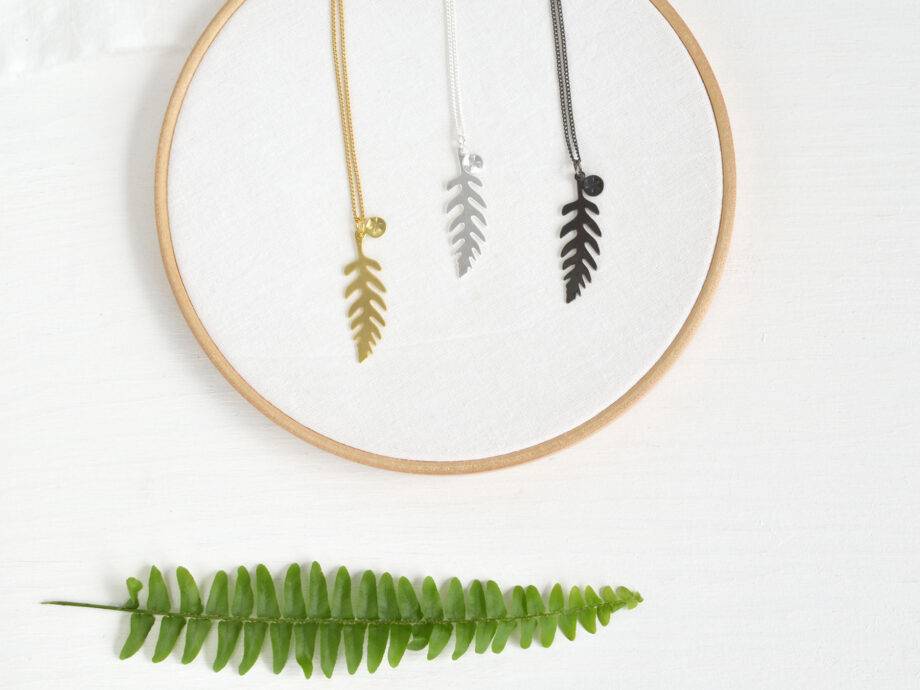 Renna Deluxe Goldende Kette mit Farn Großer Ausverkauf