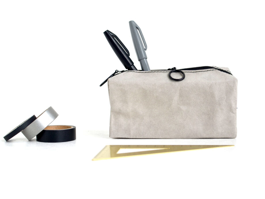 Renna Deluxe Individualisiertes Federmäppchen mit Monogramm grau Cyber Monday