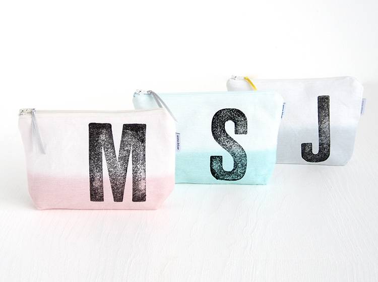Renna Deluxe Schminktasche GRAU mit Monogramm personalisiert Preisnachlass