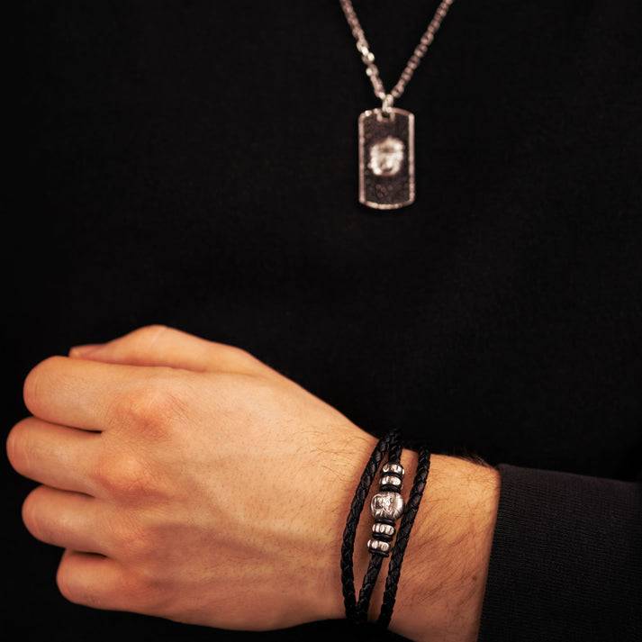 Save Brave Dreifach gewickeltes Lederarmband Titus mit silberfarbenen Gorillakopf Discount Store für neue Produkte