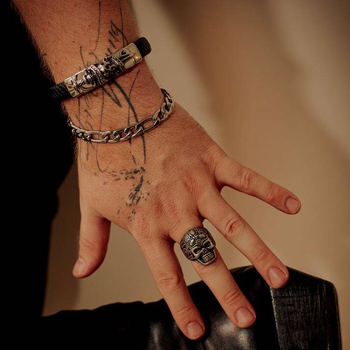 Save Brave Armband Jack mit Totenkopf aus geflochtenem Leder & Edelstahl Begrenzt auf 3 Tage