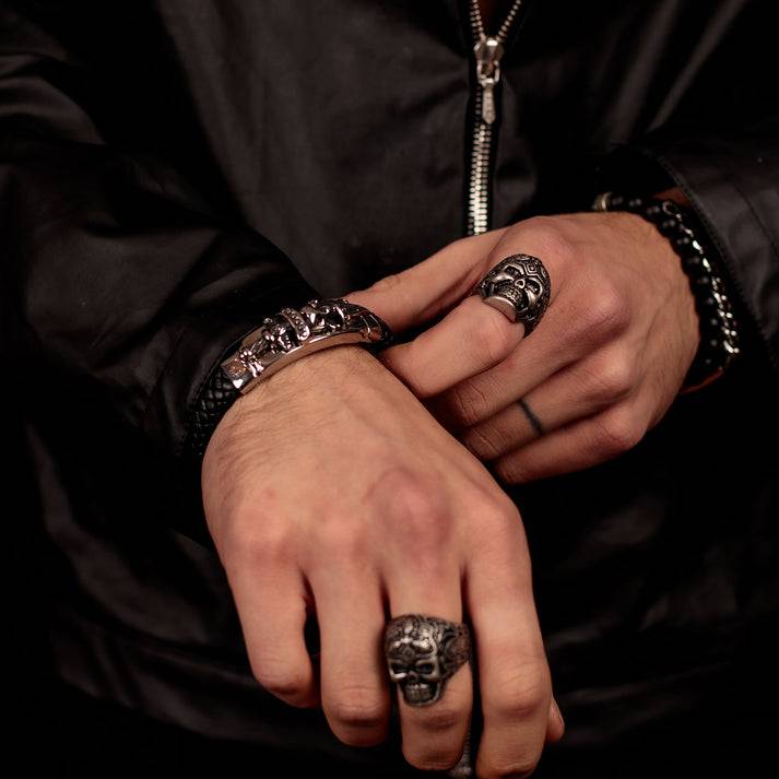 Save Brave Armband Jack mit Totenkopf aus geflochtenem Leder & Edelstahl Begrenzt auf 3 Tage
