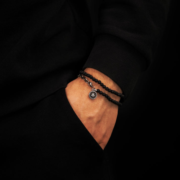 Save Brave Doppeltes Armband aus dunkelgrauen Jasperperlen & Fleur de Lys Anhänger Fabrikverkauf