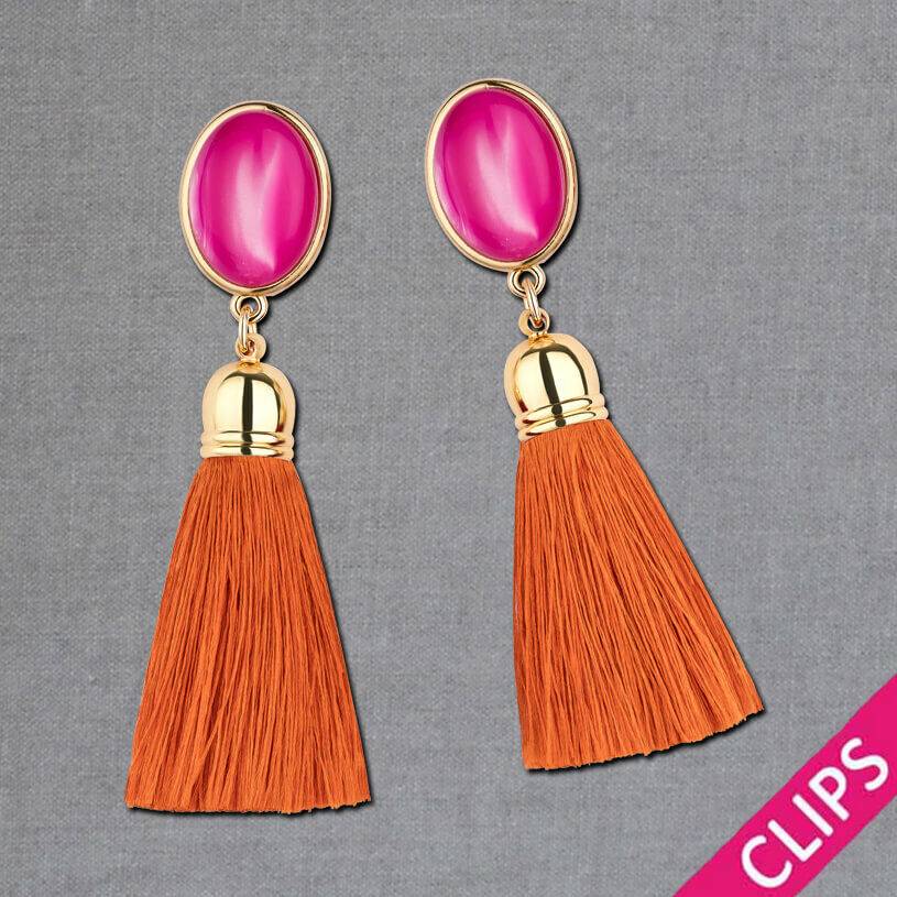 SchwesterSchwester Vergoldete Ohrclips in Pink mit Quaste in Rostorange von AmuseToi 2025
