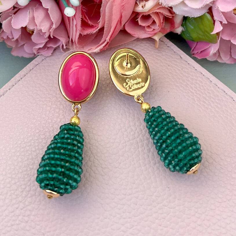 SchwesterSchwester Pinkfarbene Ohrstecker mit glitzerndem dunkelgrünen Tropfen von AmuseToi Bis zu 60% Rabatt