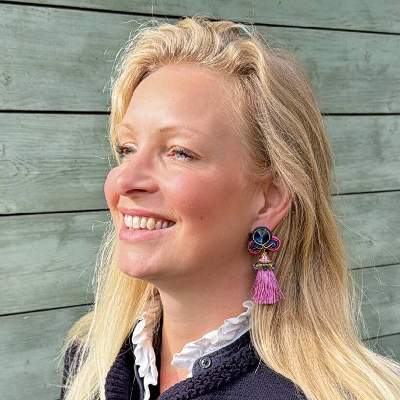 SchwesterSchwester Vorbestellbar - Auffällige Soutache-Ohrstecker in Blau und Rosa mit Quaste Meist gekauft