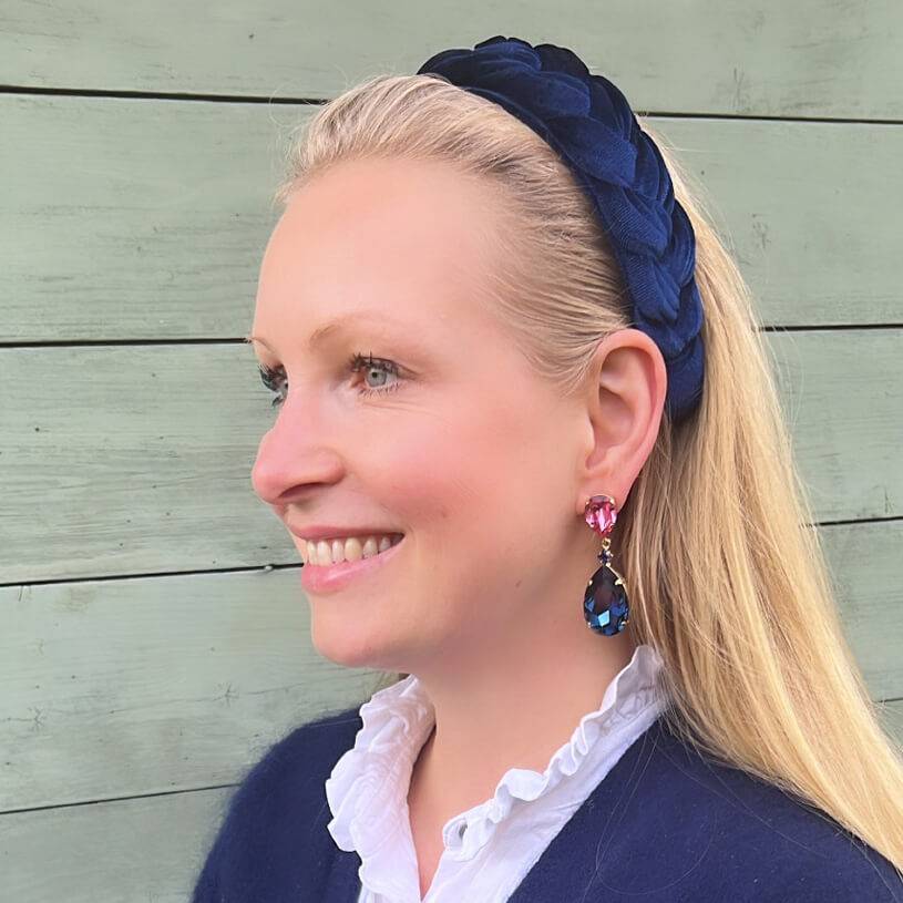 SchwesterSchwester Funkelnde Ohrstecker mit Glas-Kristallen in Pink und Dunkelblau Räumungsverkauf