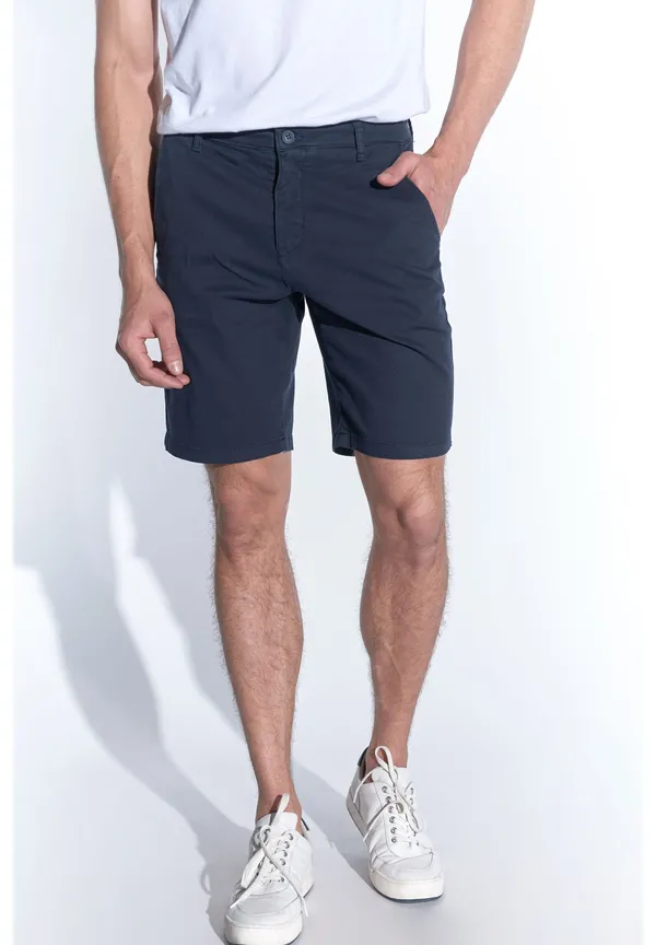 Steffen Klein Bermuda-Shorts in Marine