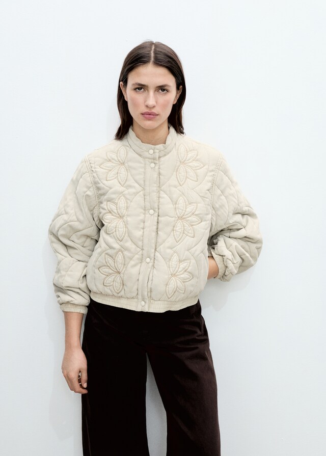Mango Steppjacke mit Blumenstickerei