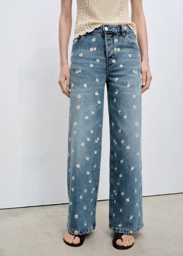 Mango Jeans wideleg mit Blumenstickerei