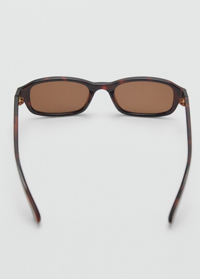 Mango Sonnenbrille mit rechteckigem Brillengestell Exklusive Angebote