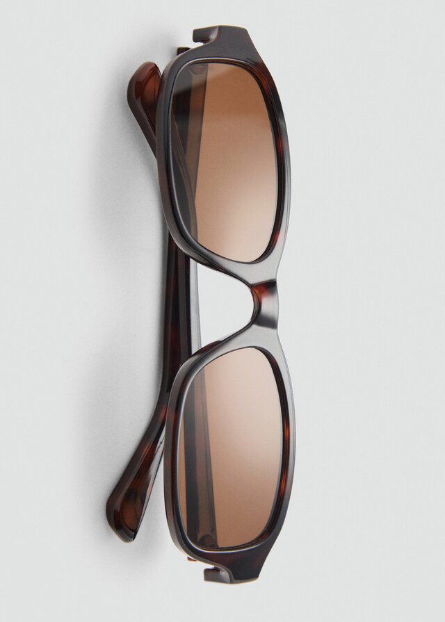 Mango Sonnenbrille mit rechteckigem Brillengestell Exklusive Angebote