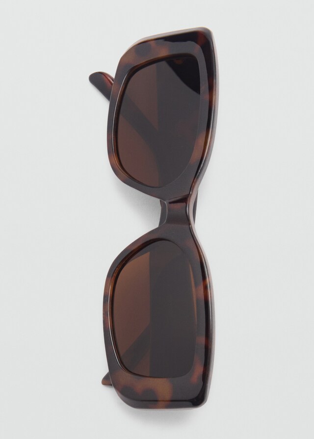 Mango Sonnenbrille mit viereckiger Brillenfassung Blitzangebot