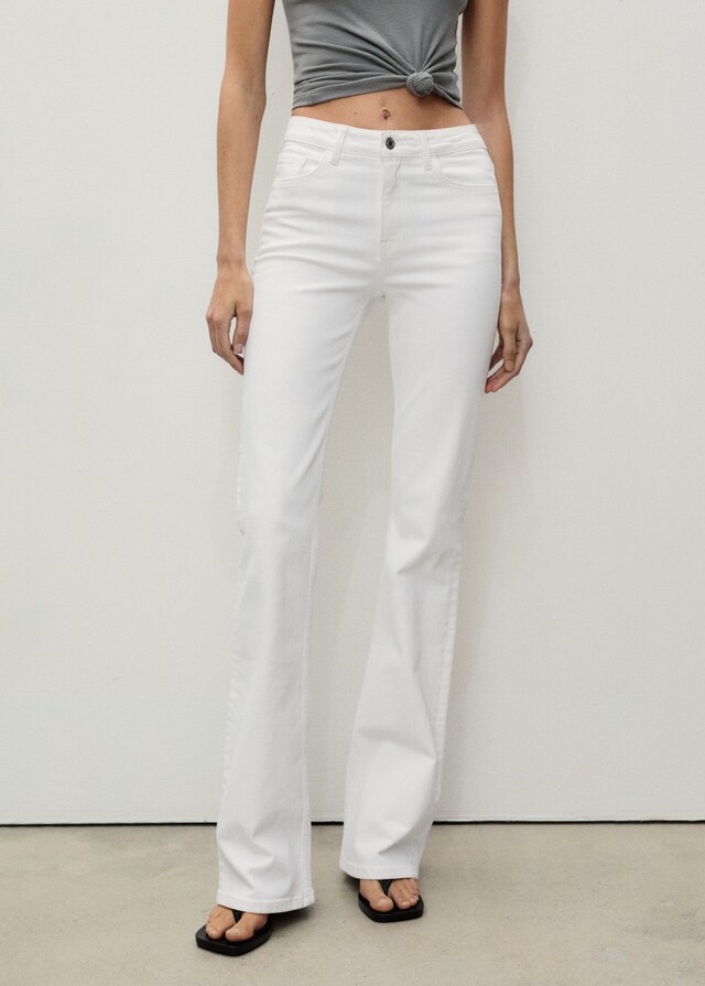 Mango Flared Jeans Fiona mit mittlerer Bundhöhe
