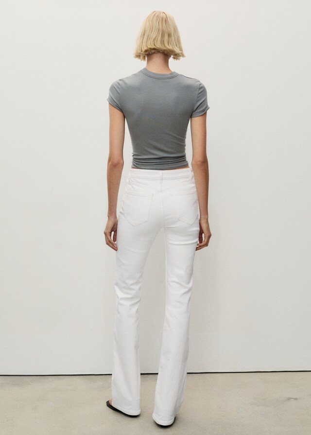 Mango Flared Jeans Fiona mit mittlerer Bundhöhe Black Friday Preise