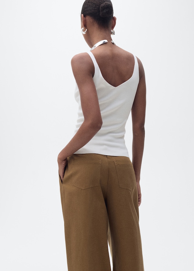 Mango Strick-Top mit V-Ausschnitt Begrenztes Angebot