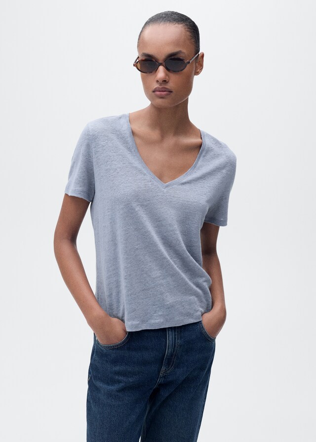 Mango Leinen-T-Shirt mit V-Ausschnitt