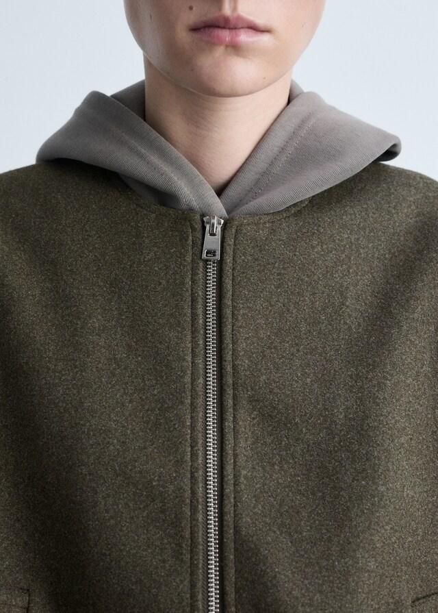 Mango Bomberjacke mit gerafften Details Nur noch ein Tag übrig
