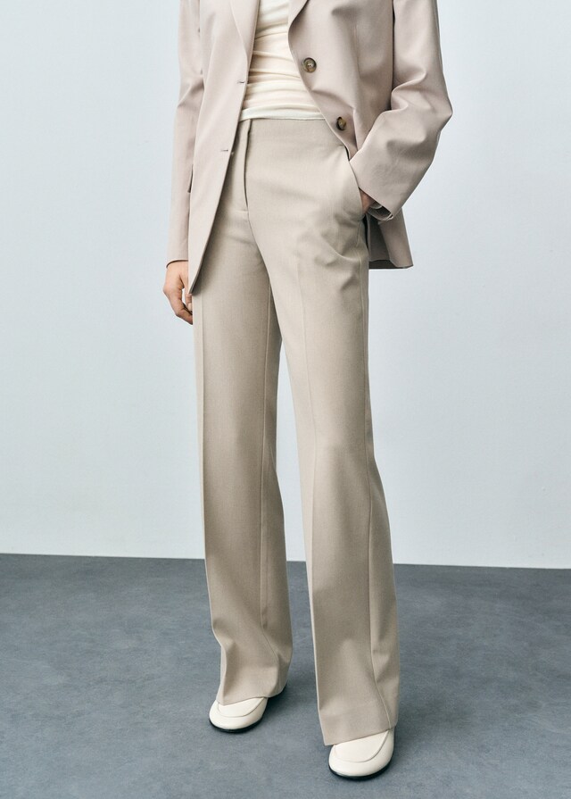 Mango Flared Hose mit mittelhohem Bund
