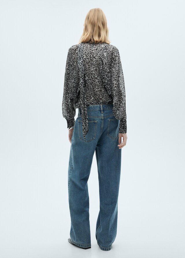 Mango Bluse in Leo-Optik mit Schleifenkragen Angebote