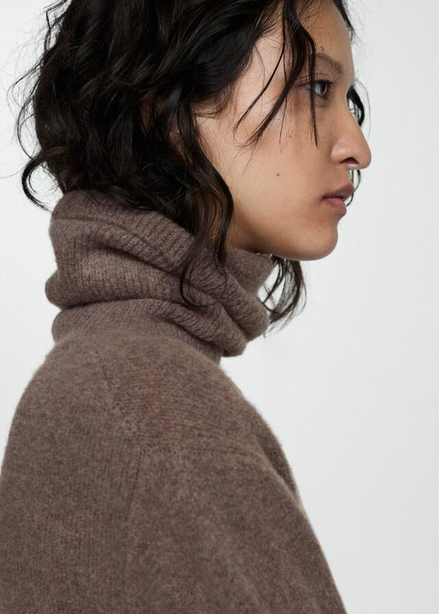 Mango Strickpullover mit Rollkragen