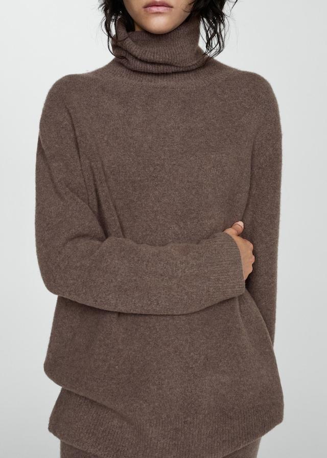 Mango Strickpullover mit Rollkragen Neuheiten