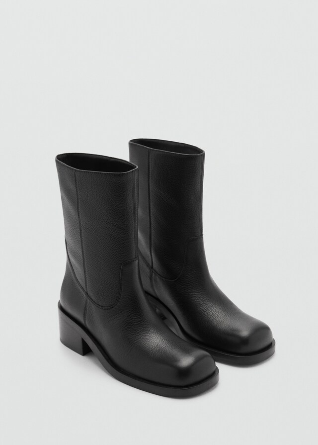 Mango Lederstiefelette mit Karrée-Spitze Verkauf