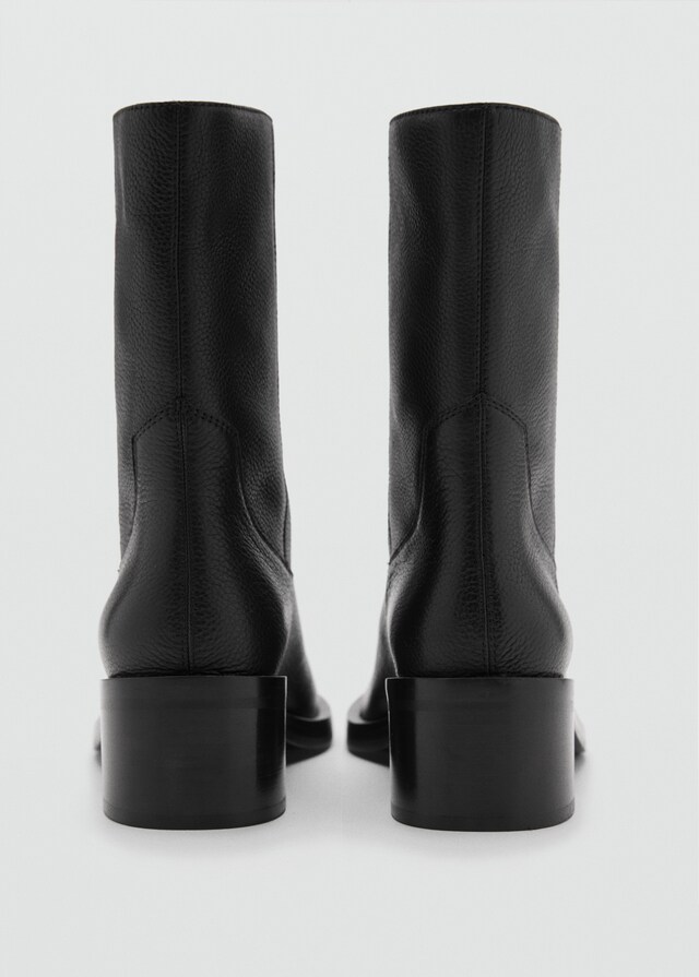Mango Lederstiefelette mit Karrée-Spitze Verkauf