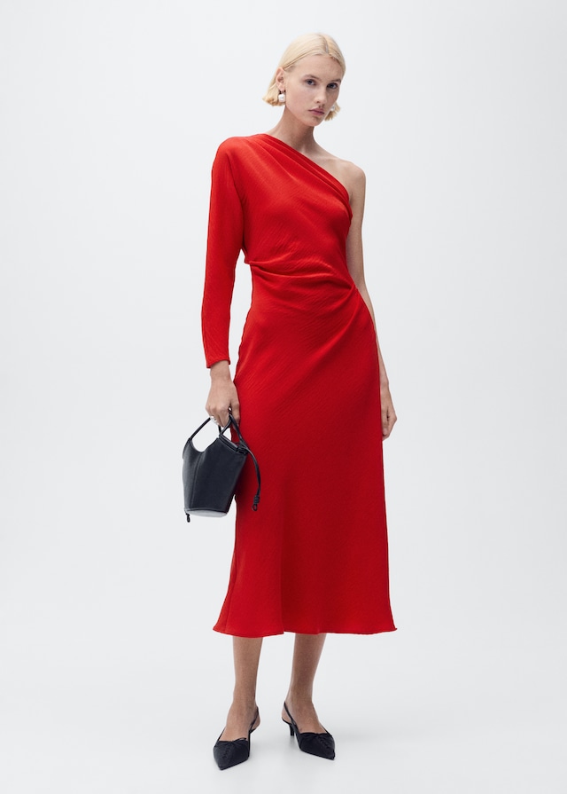 Mango Drapiertes Kleid mit asymmetrischem Design Sonderangebote