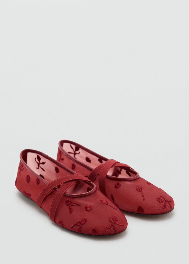 Mango Ballerinas mit Kreuzriemen und Blumenstickerei Bis zu 50% Rabatt