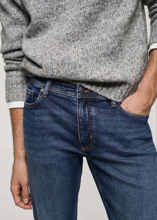 Mango Slim Fit-Jeans Jan im Used-Look mit dunkler Waschung Exklusive Angebote