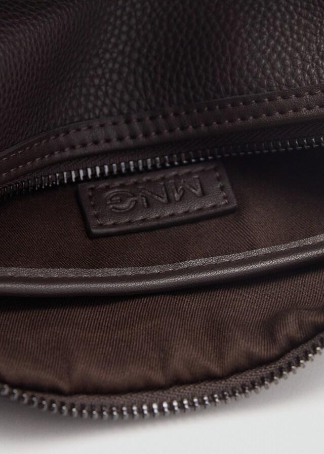 Mango Genarbte Kosmetiktasche mit Kontrasthenkel Super Sparpreis