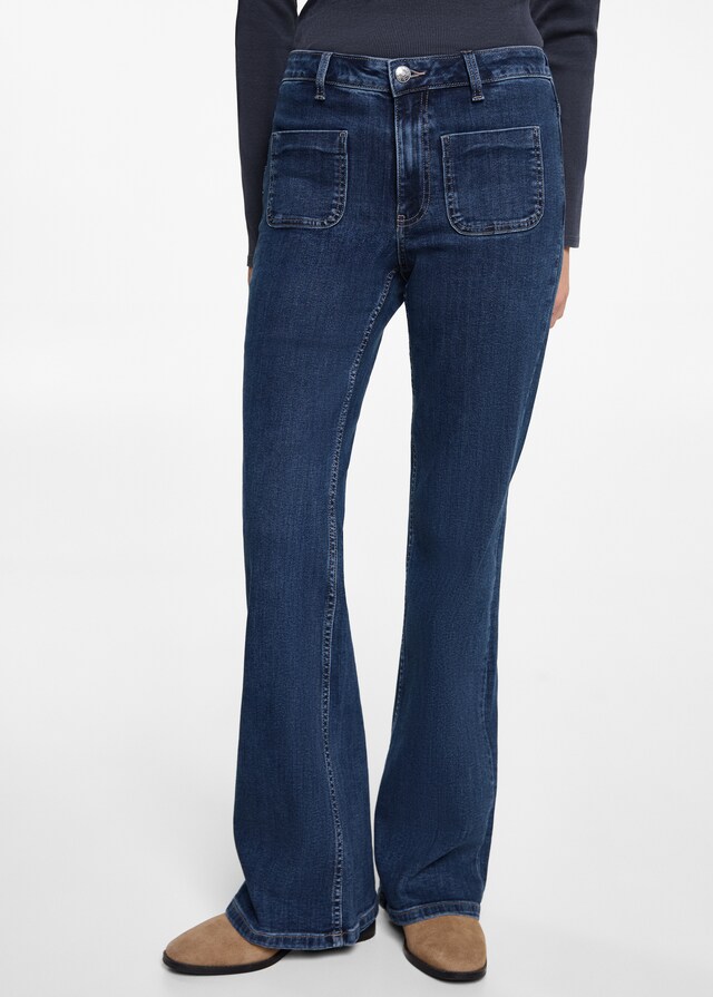 Mango Flared Jeans mit Taschen Top Angebot