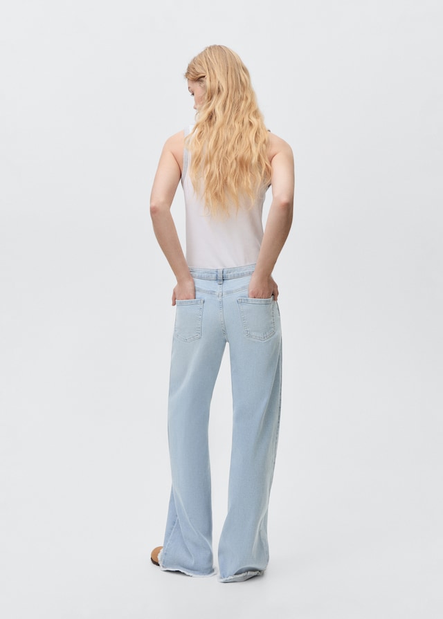 Mango Wideleg-Jeans mit ausgefranstem Saum Neueste Mode