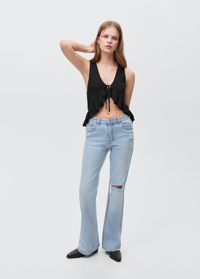 Mango Flared Jeans mit Zierrissen Blitzangebot