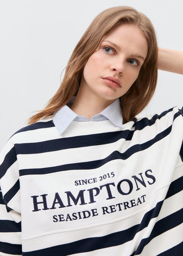 Mango Gestreiftes Sweatshirt mit Text Exklusivangebot